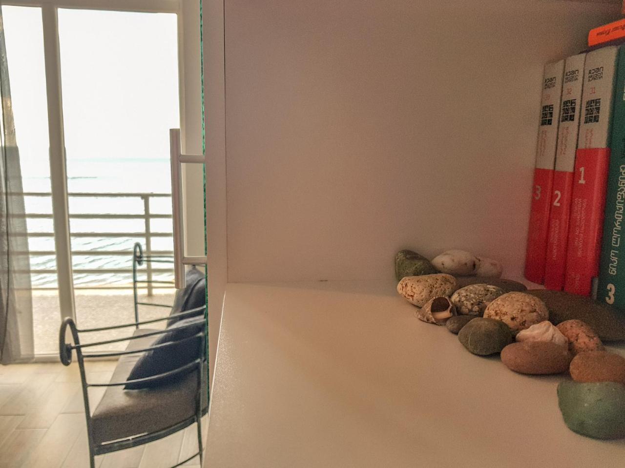 Hotel T Apartment โกนิโอ ภายนอก รูปภาพ